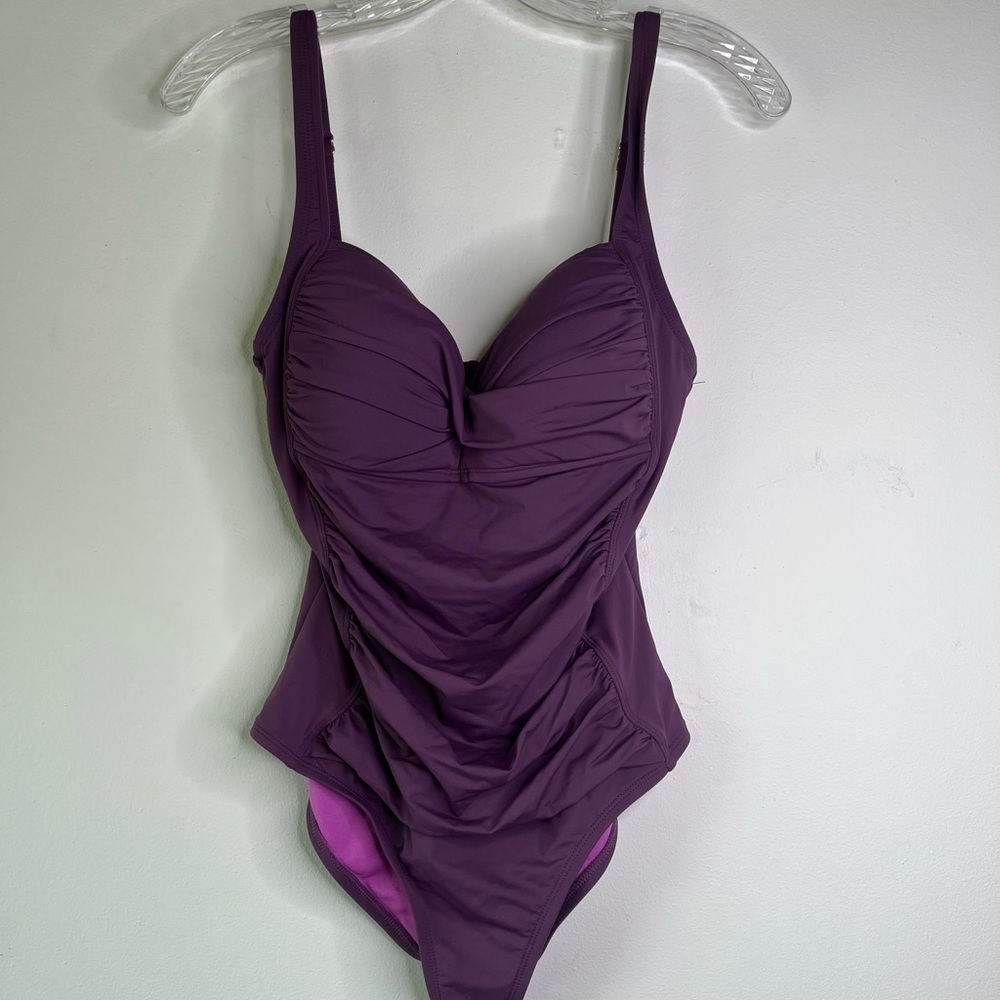 LIZ Claiborne Womens One Piece Swimsuit Swimwear 
Sz 10 Purple Magenta